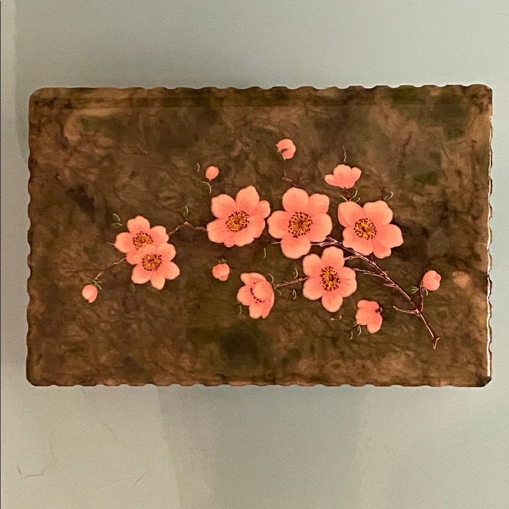Green Marble Jewelry Box - Picture 3 of 13